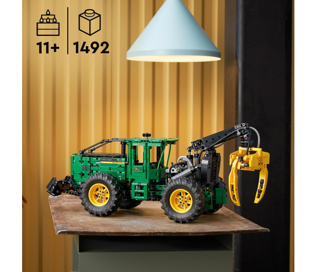 LEGO Technic 42157 Ciągnik zrywkowy John Deere 948L-II - 1144396 - zdjęcie 2